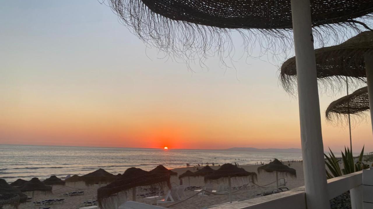 Rock'S Beach Spot Front Costa da Caparica Exterior photo